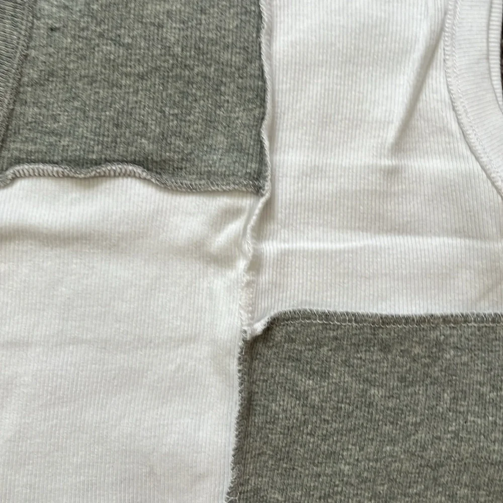LIKE NEW! Cropped patchwork tank top - Picture 2 of 3